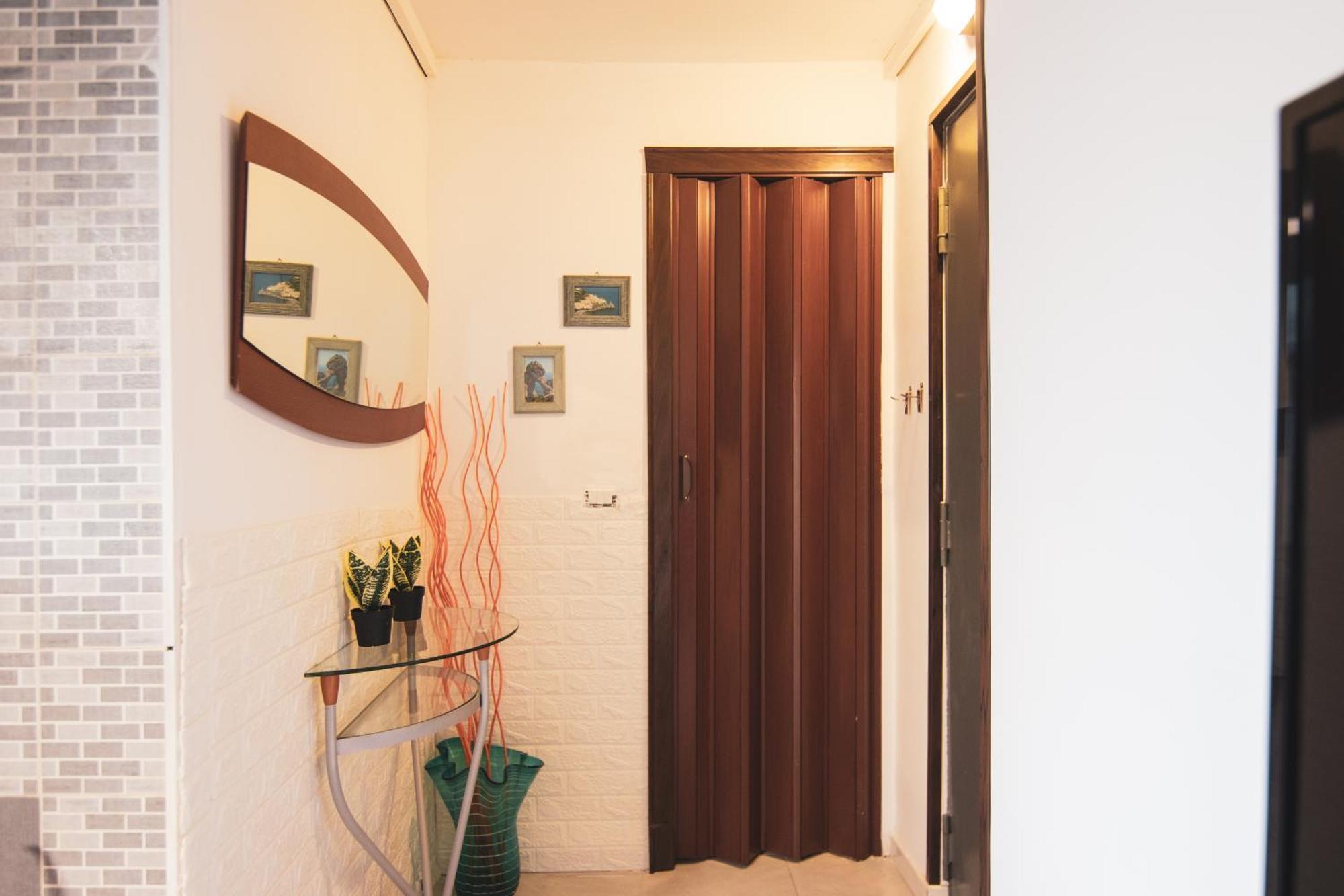 Metropolitan Station Room Lift Napoli Ngoại thất bức ảnh